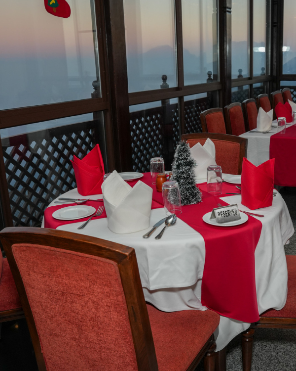 dine-and-bar-gallery-1